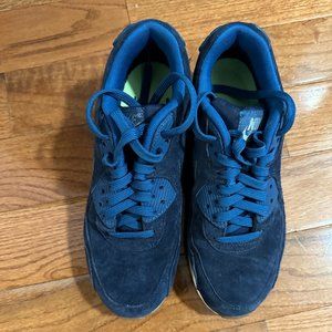 Nike Air Max 90 in Blue Newbuck Size US 8.5 Womens